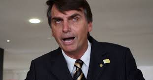 Esse cara é doido de “avuá” pedra na lua!