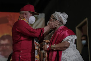 Ela acordou decidida a encontrar Lula