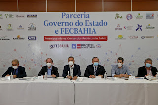 Rui alinha ações administrativas em reunião com presidentes de consórcios da Federação dos Consórcios Públicos do Estado da Bahia