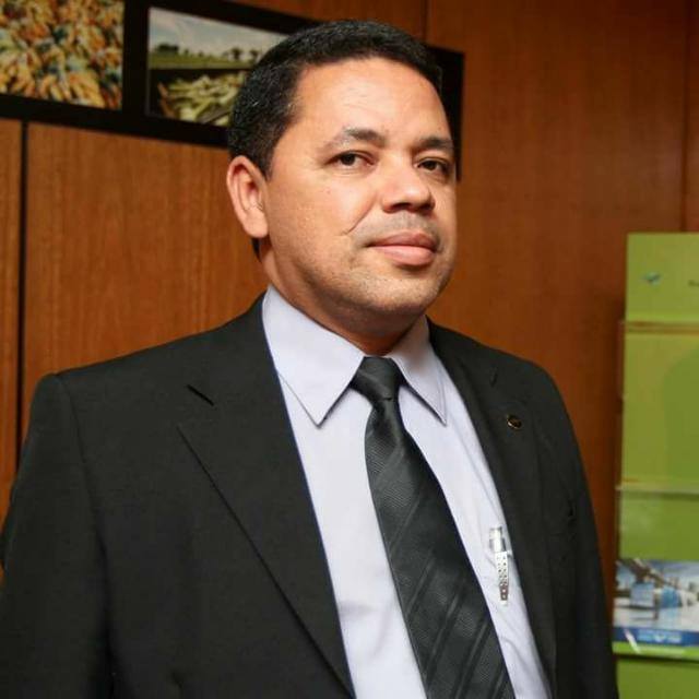 Presidente do PT em Paulo Afonso se solidariza com a professora Esmeralda Patriota