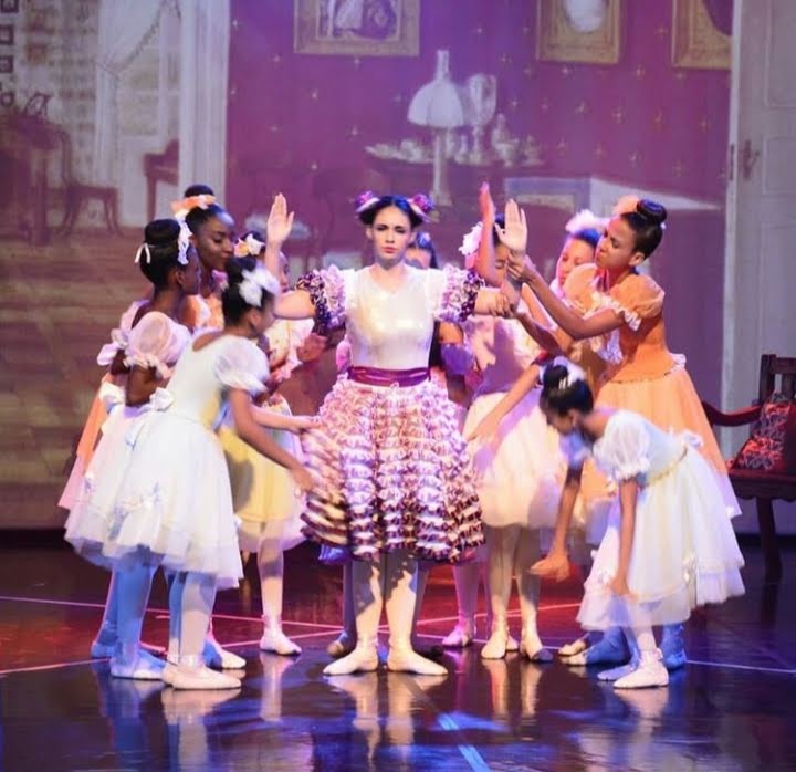 EBATECA promove retorno aos palcos com estreia de espetáculo no teatro Jorge Amado