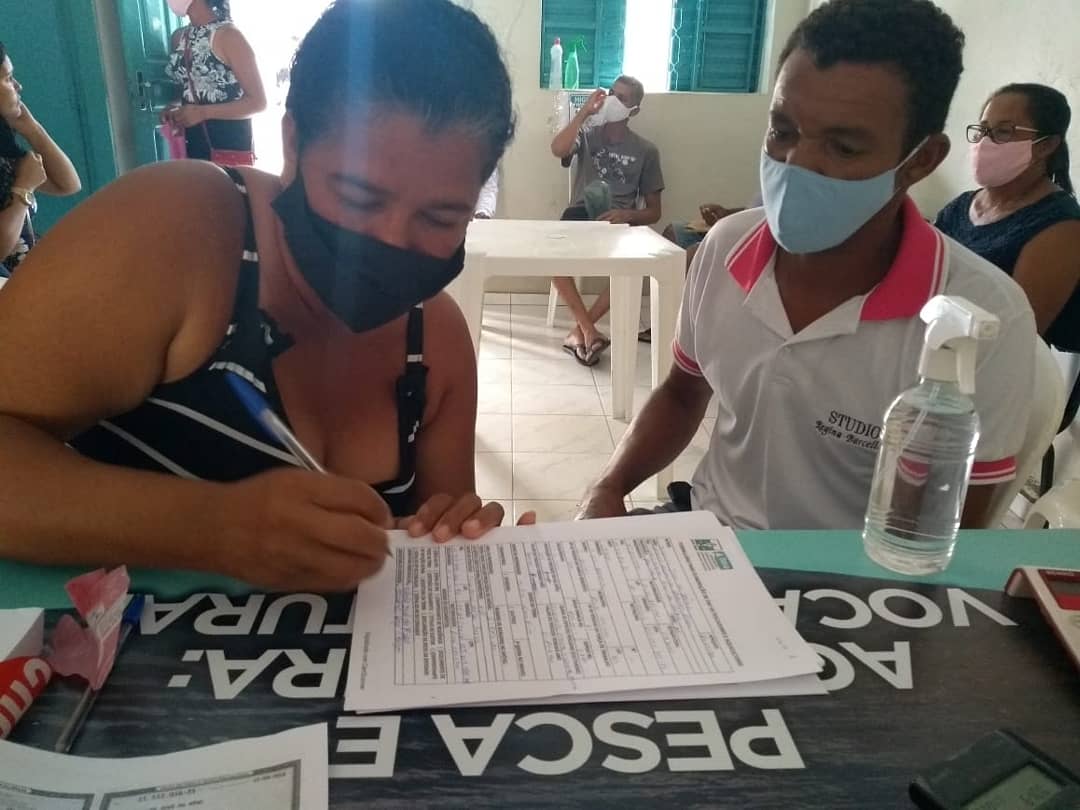 Pescadores de Santa Cruz Cabrália recebem DAP