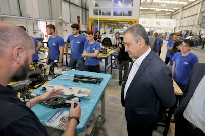 Em Camaçari, governador visita Centro de Desenvolvimento de Produtos da Ford