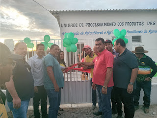 Casa de Mel é entregue a apicultores de Serra do Ramalho