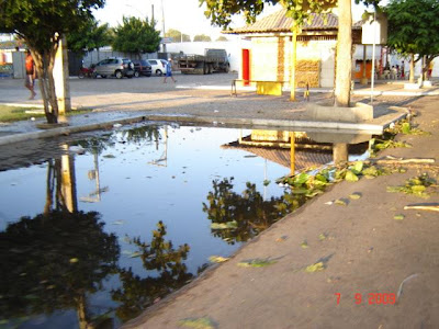 EM PLENA COPA VELA A CIDADE VIVE O CAOS.