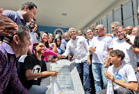Em Lauro de Freitas, Governo do Estado entrega a 30ª escola de tempo integral do ano; Jerônimo convida comunidade a usar equipamentos