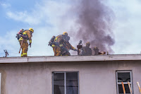 No caso de incêndio em apartamento, quem é responsável pelos prejuízos?
