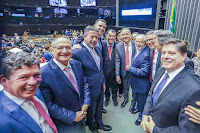 PT e governo Lula garantem reforma tributária com redução de impostos para mais pobres