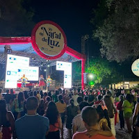 Final de ano chegando e o Natal de Luz continua na Praça até 06 de janeiro de 2024