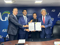 Jerônimo firma acordo com AGU e MEC e acerta novo repasse de precatórios do Fundef para a Bahia