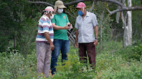 Títulos de terra são entregues a famílias de comunidades tradicionais de Fundo de Pasto de Uauá