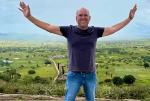 Binho Galinha na mata, balaio no na assembleia