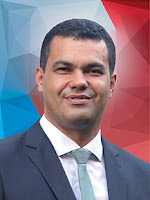  PF pega celular de luxo de deputado em aeroporto e escancara podridão milionária