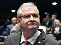 Coronel dá tiro no próprio pé e abandona PSD para virar inimigo da Bahia