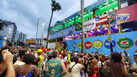 Lula desce na terra do axé e vira estrela do Carnaval de Salvador