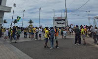 Farol da Barra vira palco do fiasco em ato pró-Bolsonaro