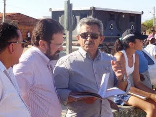 EX-PREFEITO RAIMUNDO CAIRES VISITA MUNICIPIO DE ABARÉ.