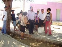 EX-PREFEITO RAIMUNDO CAIRES VISITA COMUNIDADE DE ICOZEIRA-BA.