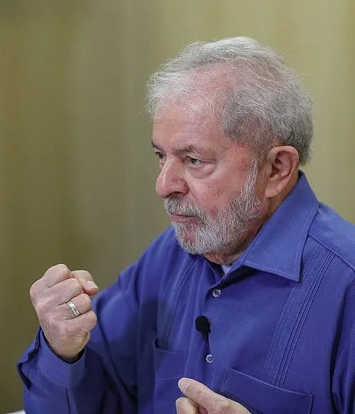 Presidente Lula mostra descontentamento com Múcio 