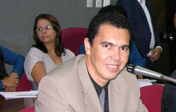 Vereador Ozildo Alves, rebate as acusações do presidente da câmara.