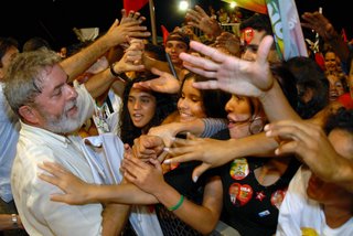 Lula no comício em Valparaiso do Goias. (GO)