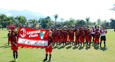 Milan caça talentos do futebol na Bahia.