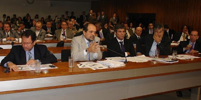Programa Nuclear Brasileiro: É preciso mapear riscos e aprofundar debates.