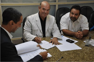 Prefeito de Paulo Afonso/BA assina convênio com o Estado.