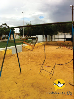 Praça abandonada no centro da cidade de Canindé em Sergipe.
