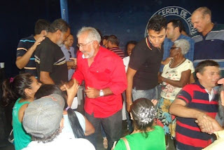Convenção lança Padre Eraldo (PCdoB) a prefeito em Delmiro Gouveia/AL.