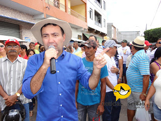 Caminhada de Pastor Heleno empolga a militância em Canindé de São Francisco.