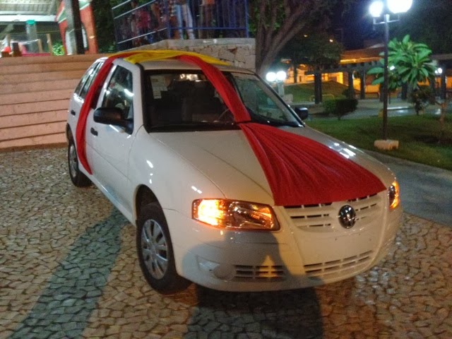 Garoto de 9 anos ganha um carro em Canindé.
