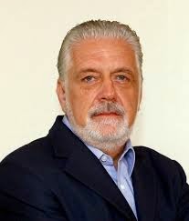 Governador entrega trecho recuperado da BA-270 na região sudoeste.