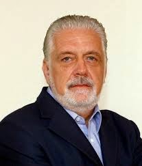 Jaques Wagner anuncia recuperação de estrada em Buritirama.