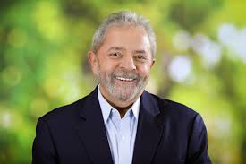 Exigência feita a Lula de comparecimento a oitiva de 87 testemunhas é indecente.