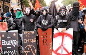 HONESTINO NÃO ERA UM BLACK BLOC. (Por Ricardo Vale)