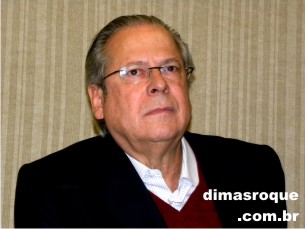 Em gravação, Zé Dirceu manda recado e diz, “é hora de buscar novos caminhos”.
