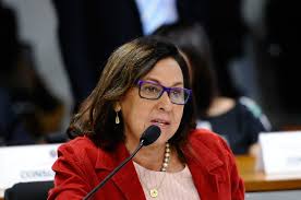 Lídice vota pela rejeição da reforma trabalhista na CCJ e diz que se aprovada haverá conflito de classes no Brasil.