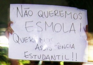 Nota de Repúdio ao Corte da Assistência Estudantil Para Estudantes Estrangeiros.