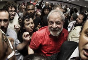 Por que Lula? (Por Roberto Amaral)