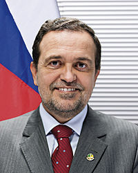 Pinheiro busca atrair parcerias na Alemanha para a área da Educação.