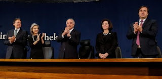 A cena foi deprimente!!! (Por Cillo Mello)