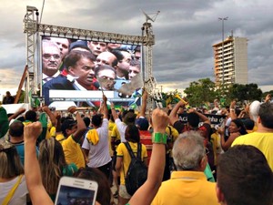 Não há nenhuma razão para se defender Aécio. (Por Cillo Mello)