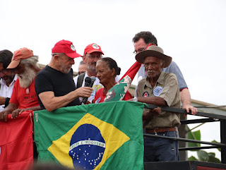 Lula visita Periquito em Minas.