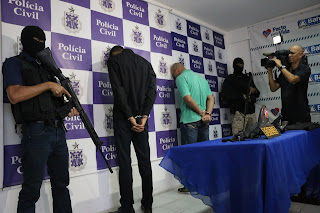 Quadrilhas sofreram grandes desfalque com apreensões de drogas e armas.