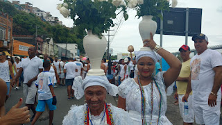 Lavagem do Bonfim mostra importância do turismo religioso na Bahia.