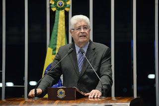 AO ESPIONAR DILMA , AMERICANOS NÃO ESTAVAM EM BUSCA DE UMA DIETA PARA EMAGRECER. (Por Roberto Requião)