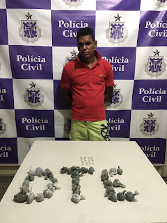 Traficante é flagrado com drogas em Juazeiro.