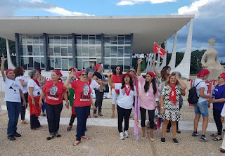 Mulheres com Lula pela Democracia lançam Manifesto em Brasília.