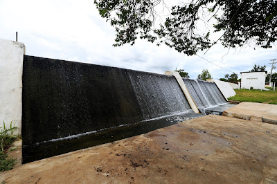 Em Utinga, Rui entrega barragem recuperada e autoriza obras de abastecimento de água